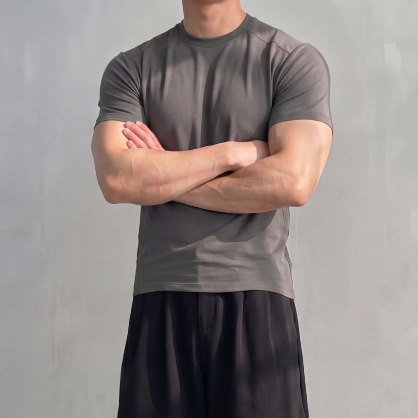 fitbuilder_AI_피팅_변형_4K_2026-04-17-02-05-45_1_1.jpg
