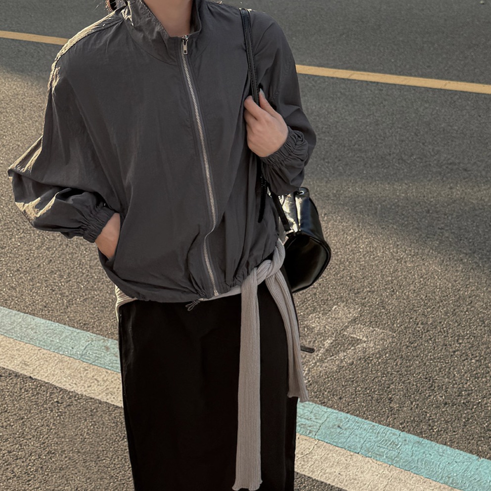 스포티 하이넥 여성 바람막이 점퍼 이미지 8