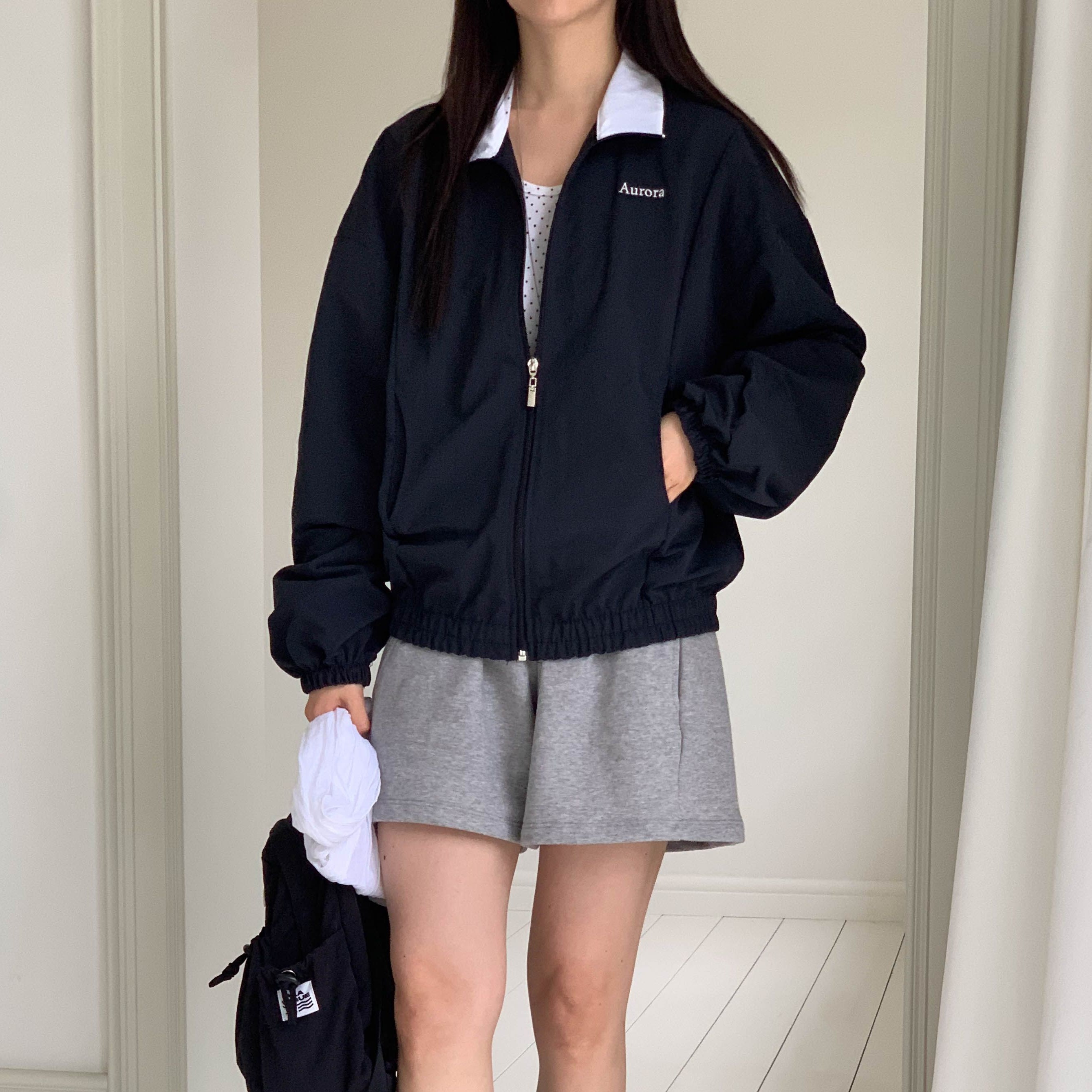 여성 배색 카라 나일론 바람막이 간절기 데일리룩 캐주얼 러닝 루즈핏 바스락 윈드브레이커 이미지 7