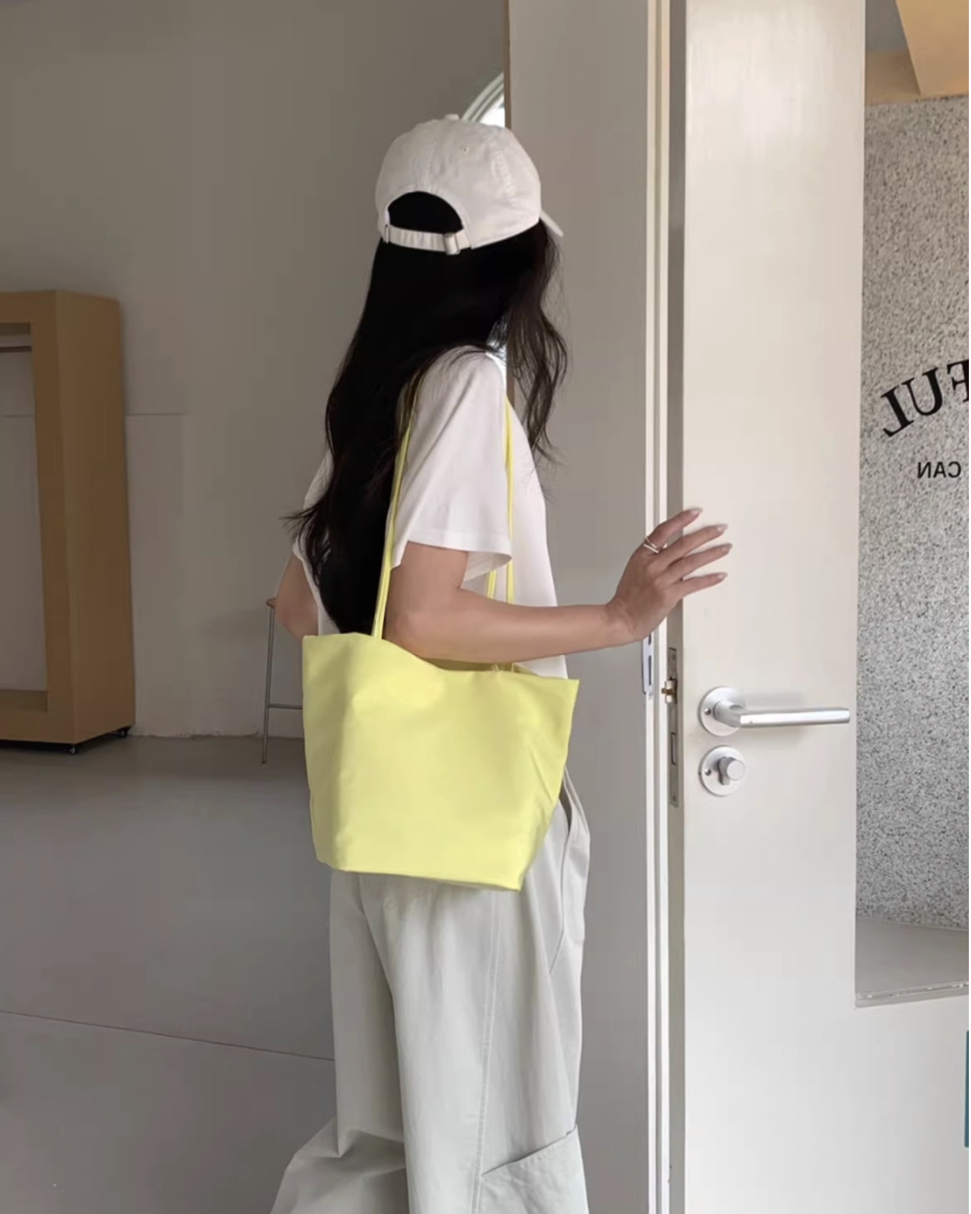 나일론가방 가벼운 데일리 방수 엄마 쇼퍼백 보부상 미니 숄더백 레드 이미지 7