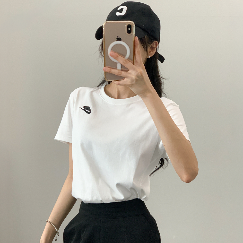나이키 반팔티 여성 크롭 슬림 티셔츠 화이트, L(90) 이미지 4