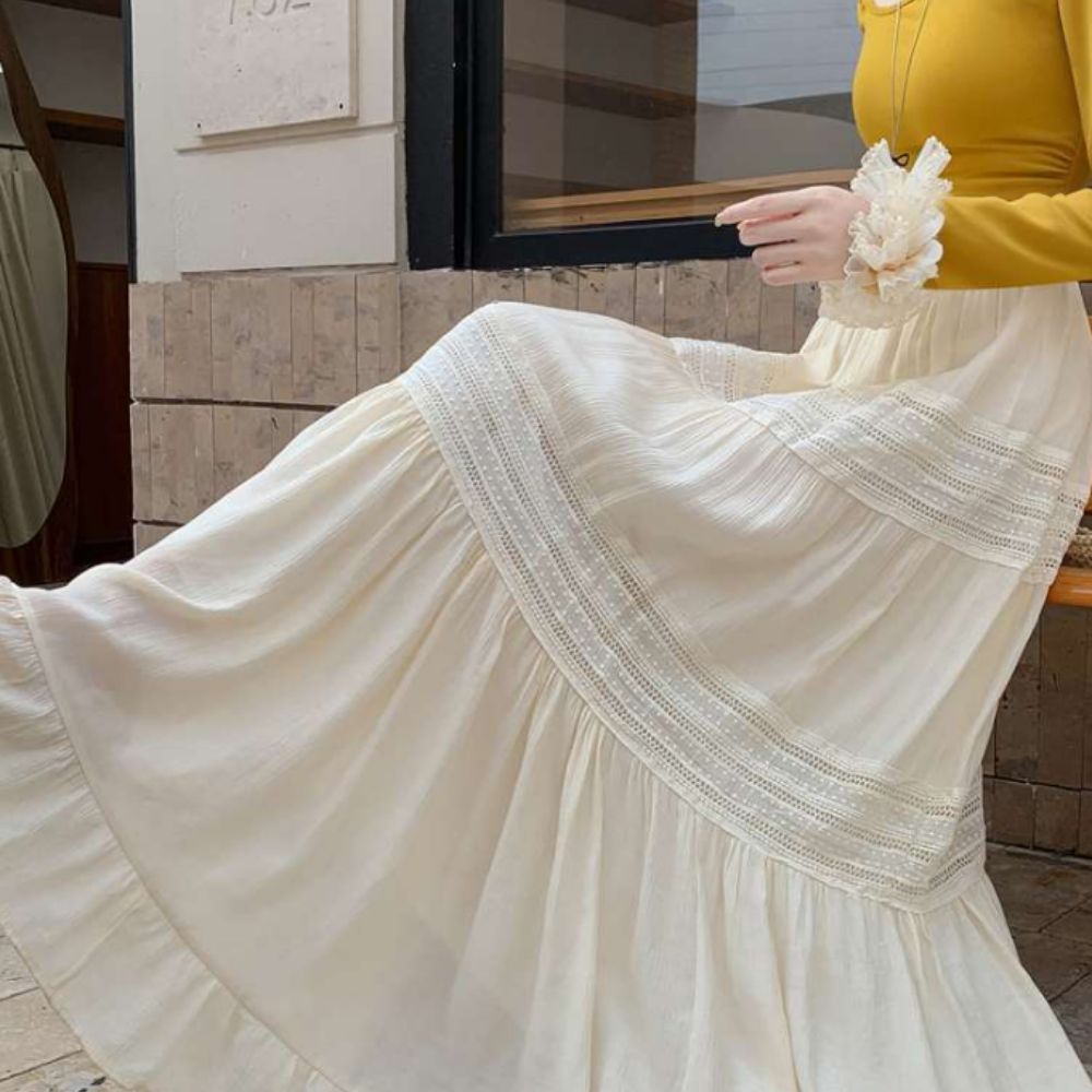 UJS-088 여리핏 플레어 레이스 롱 스커트 - 크림