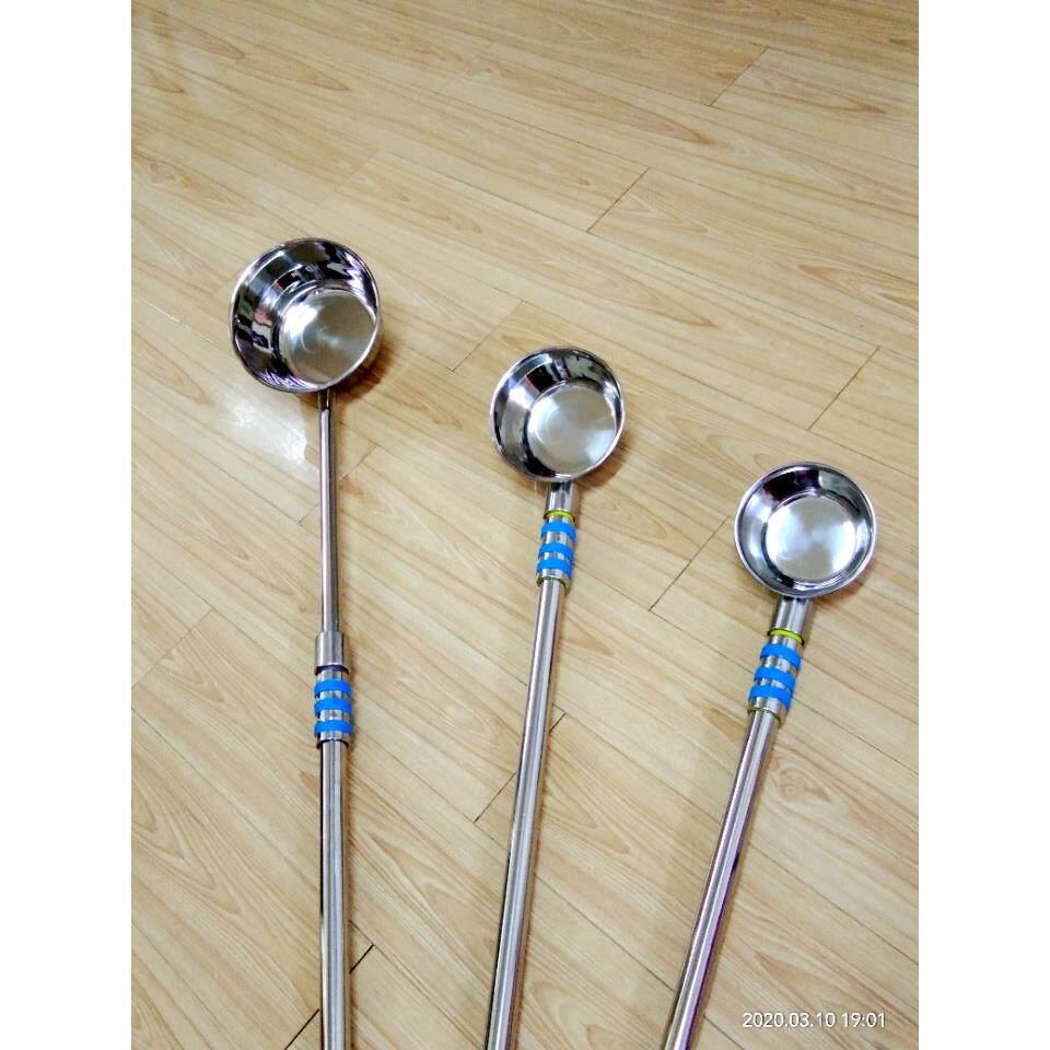 배식용 국자 스테인레스 업소용 대형국자 소소 통샥구 올스텐국자 멀티볼 건더기국자배식용 중 - 상품 이미지