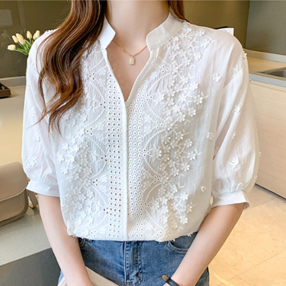 여성 플라워 여성스러운 브이넥 반팔 블라우스 - white