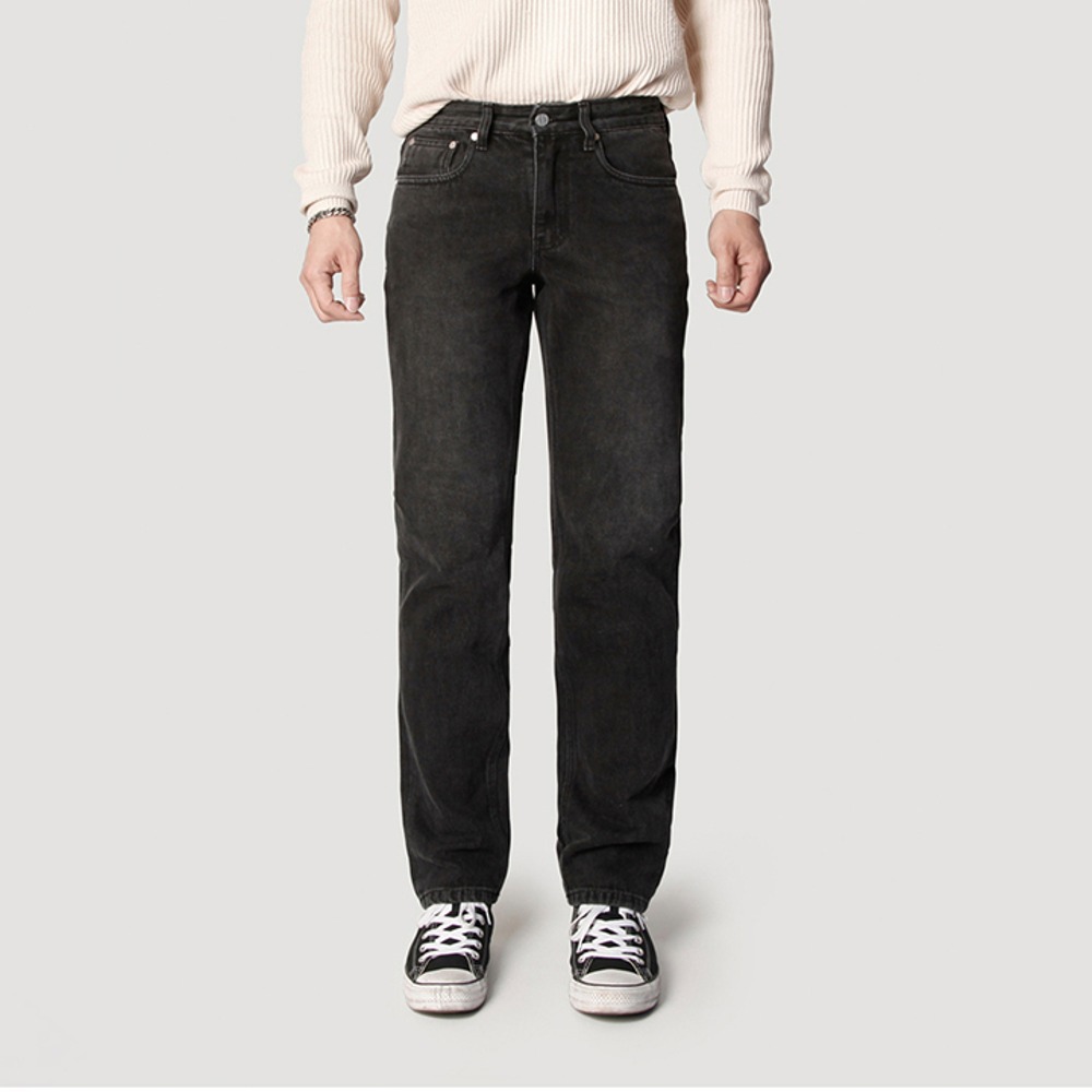 남자 흑청 데님 스트레이트 핏 청바지 블랙 워싱 스모크무드 무신사브랜드 - 흑청