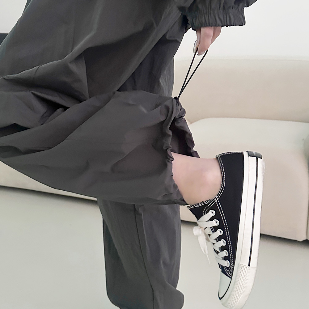 SD-262034 벨젠 사이드턱 스트링 남녀 와이드 면바지 - 검정