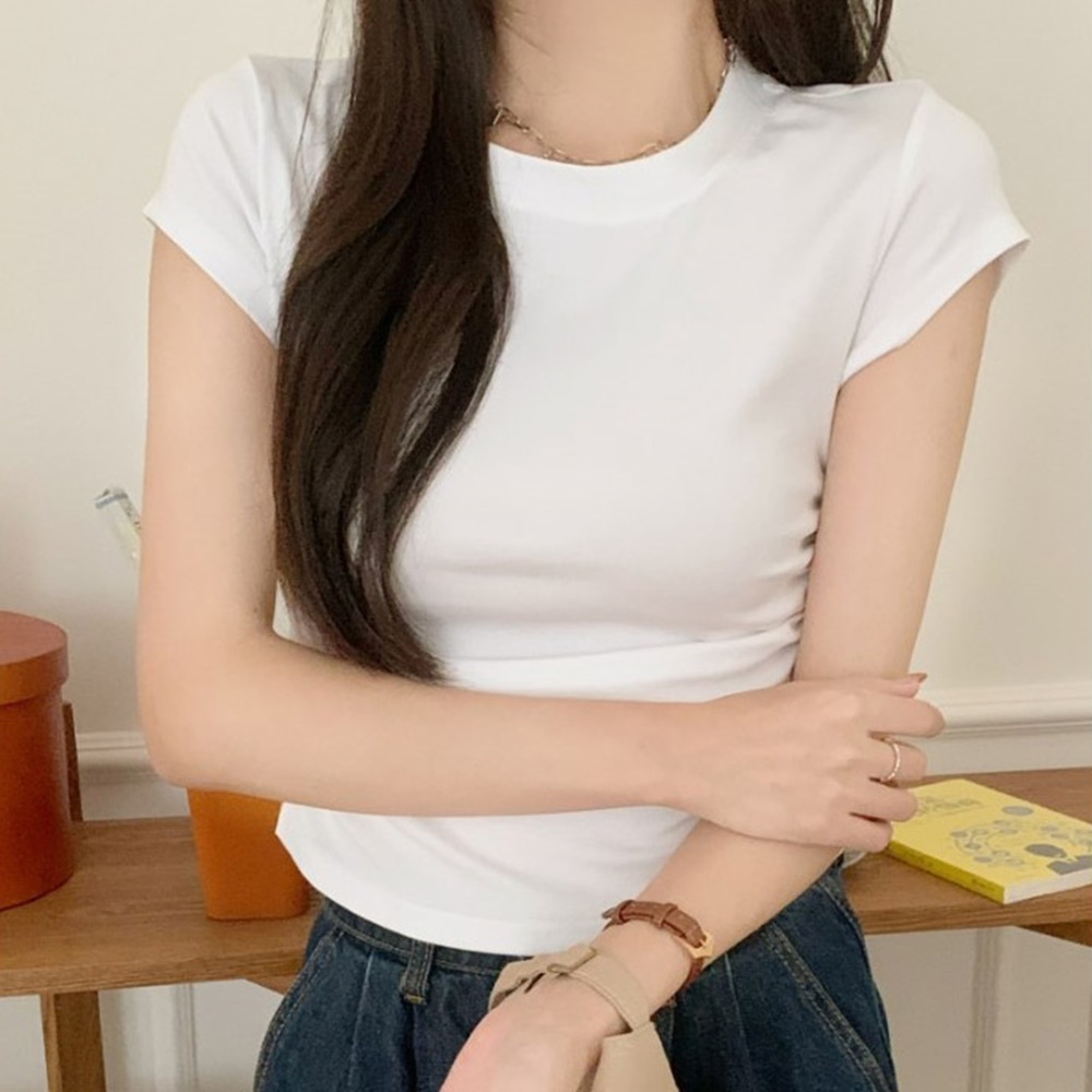 여성 슬림핏 옆주름 셔링 포인트 라운드 반팔 티셔츠 - 블랙