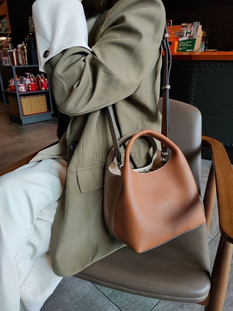 메이크픽 천연소가죽 토트백 숄더백 럭셔리 데일리룩 하객룩 스타일 2Way 이미지 7