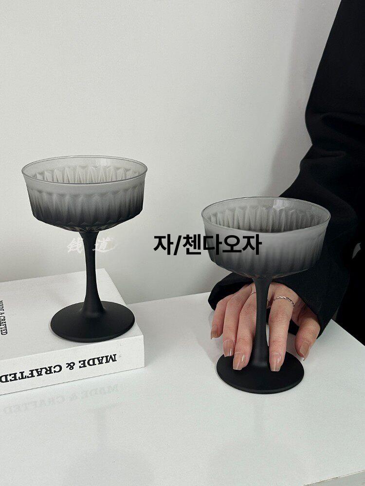 샴페인잔 칵테일 위스키 유럽 그라데이션 카페 감성 와인잔 칵테일잔 세트 플라스틱 마티니 - 상세 이미지 2