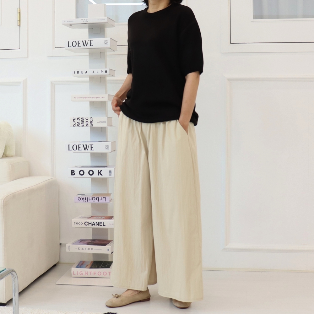 부드럽고 가벼운 여름 니트티 라운드넥 시보리 데일리 무지 반팔 티셔츠 블랙 77 88 - 상세 이미지 5