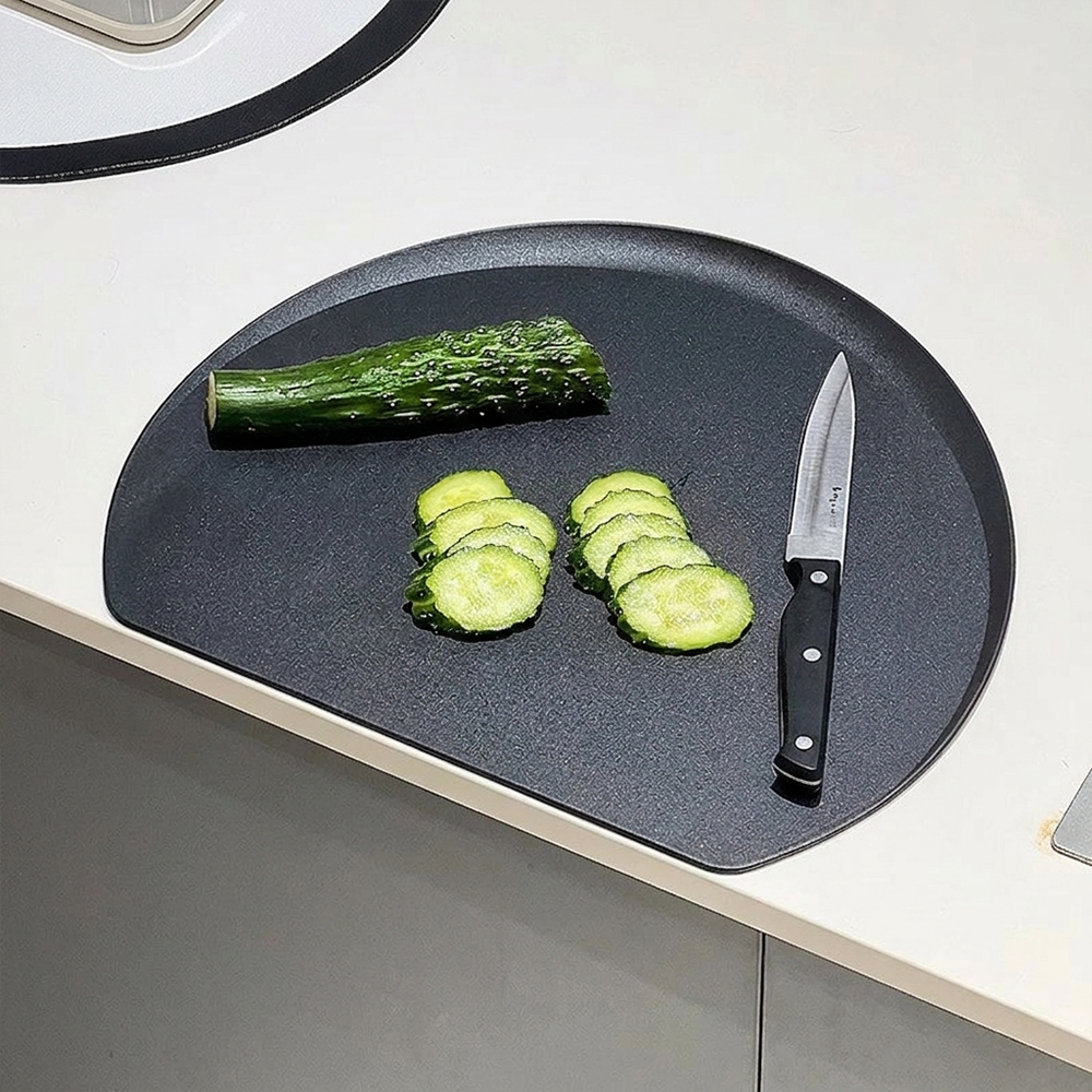 TPU 원형 도마 주방 싱크대 캠핑 플레이팅 블랙 도마 - 상품 이미지