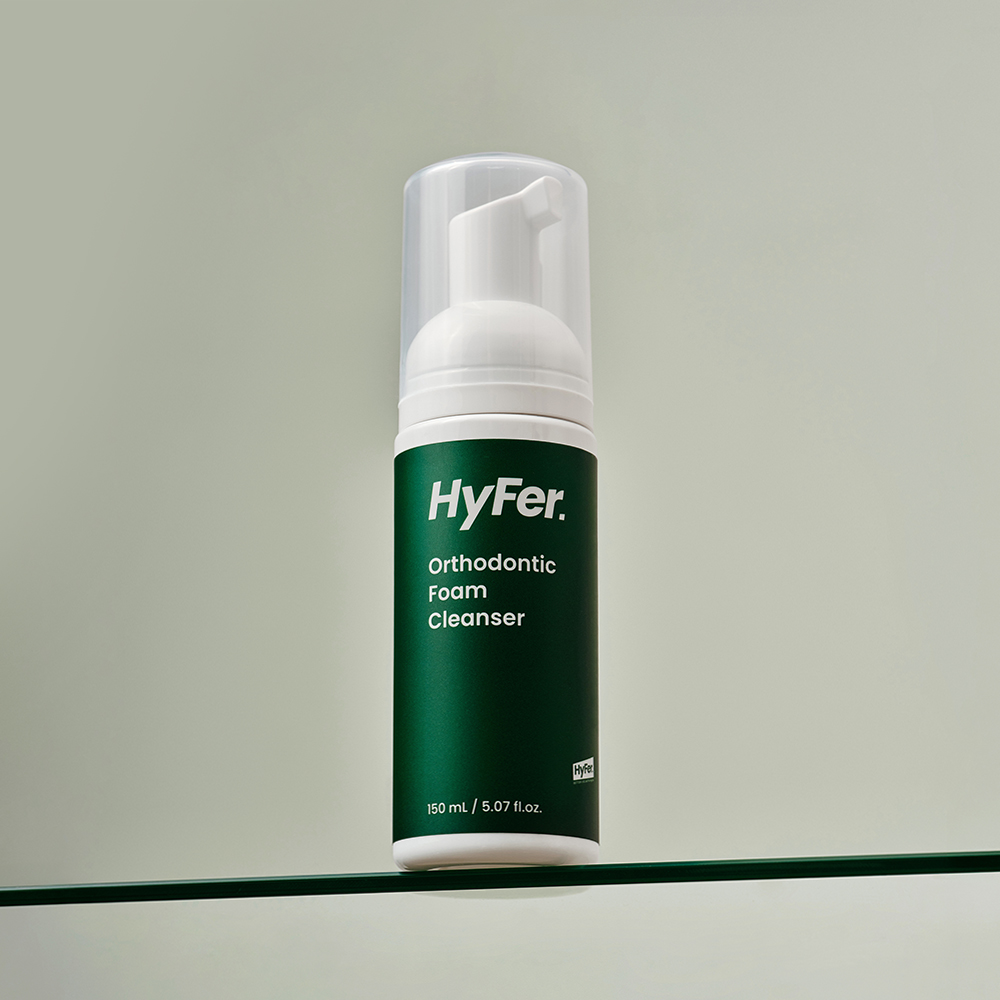 [불만족시 100% 환불보장] 하이퍼 틀니세정제 교정기세정제 교정유지장치 세정제 투명 150ml - 상품 이미지