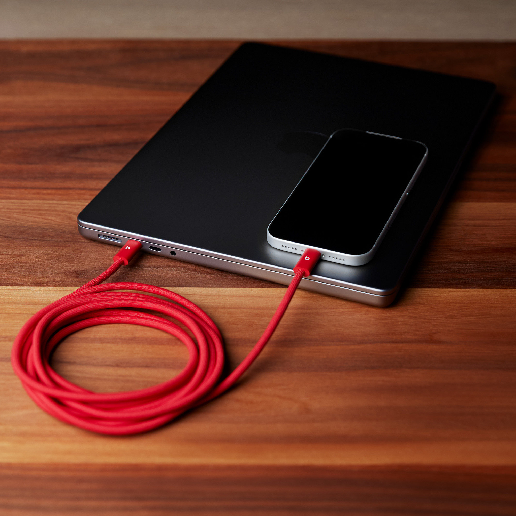 Beats 비츠 240W USB-C 브레이드 케이블 래피드 레드, 1개, 3m - 상세 이미지 3