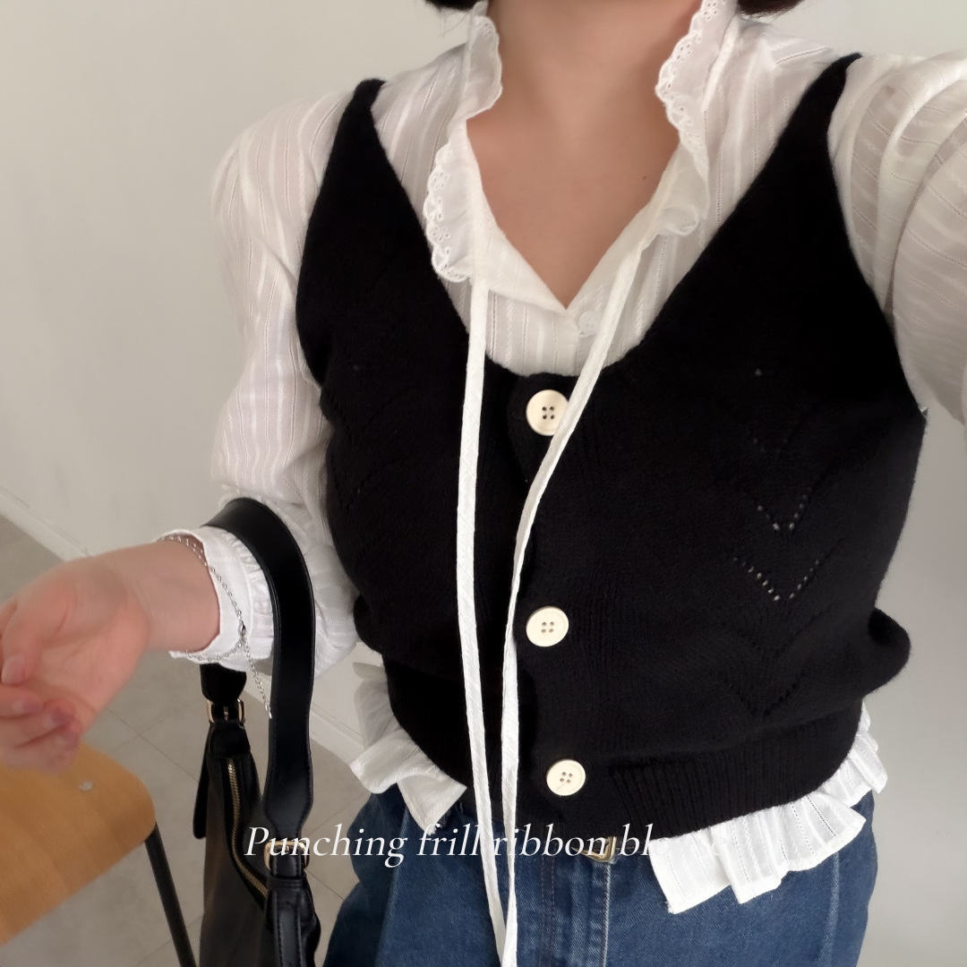 넥프릴 퍼프소매 벌룬 블라우스 펀칭 페플럼 크롭블라우스 (44~66) - 상세 이미지 4