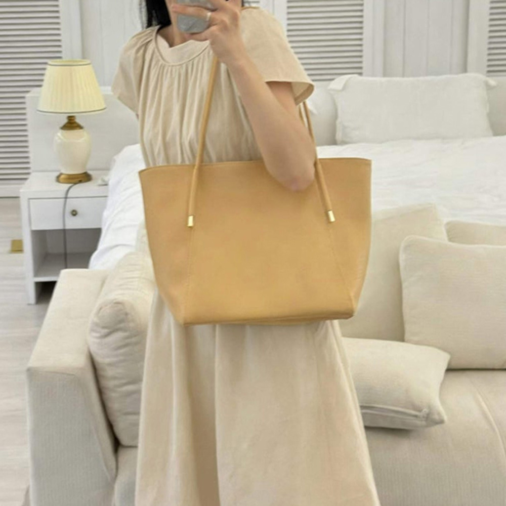 심플한 빅숄더백 클래식 넉넉한 수납 데일리 대형 큰 숄 가방 - 상세 이미지 4