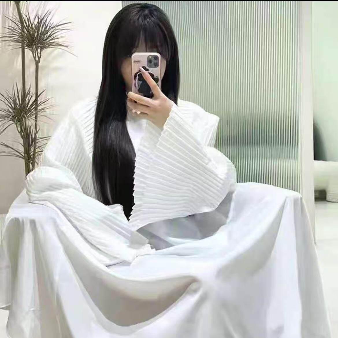 헤어커트 미용가운 고급 플리츠 커트보 화이트 미용실 가운 염색 파마 - 상품 이미지