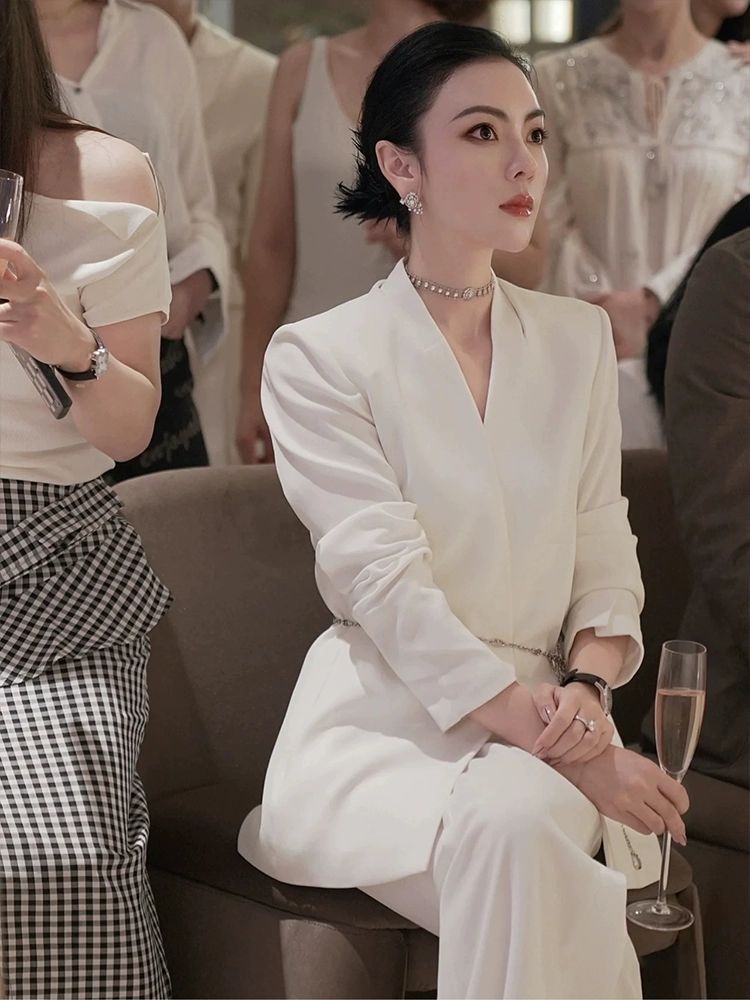 여자 웨딩수트 세미 화이트 정장 겨울 피로연 수트 화이트 블레이저 - 상세 이미지 2