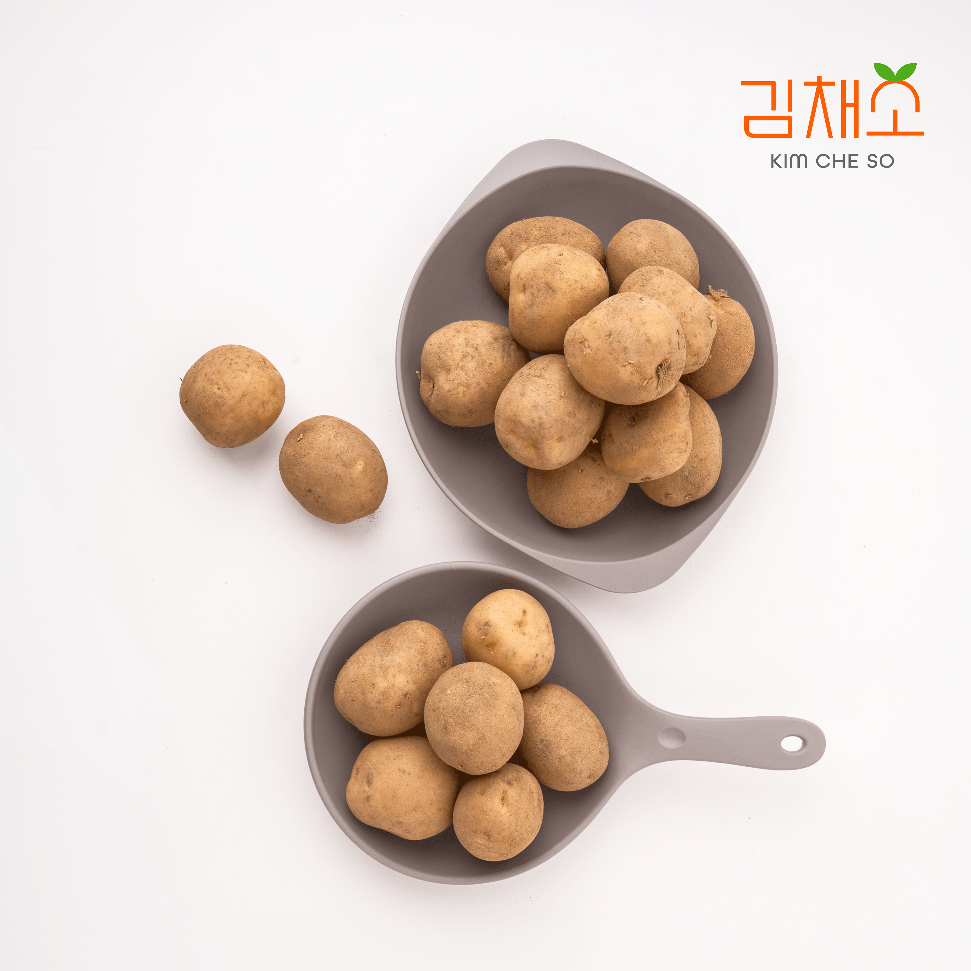 김채소 산지직송 국내산 포슬포슬 부드러운 감자 중, 2kg, 1개 - 상품 이미지