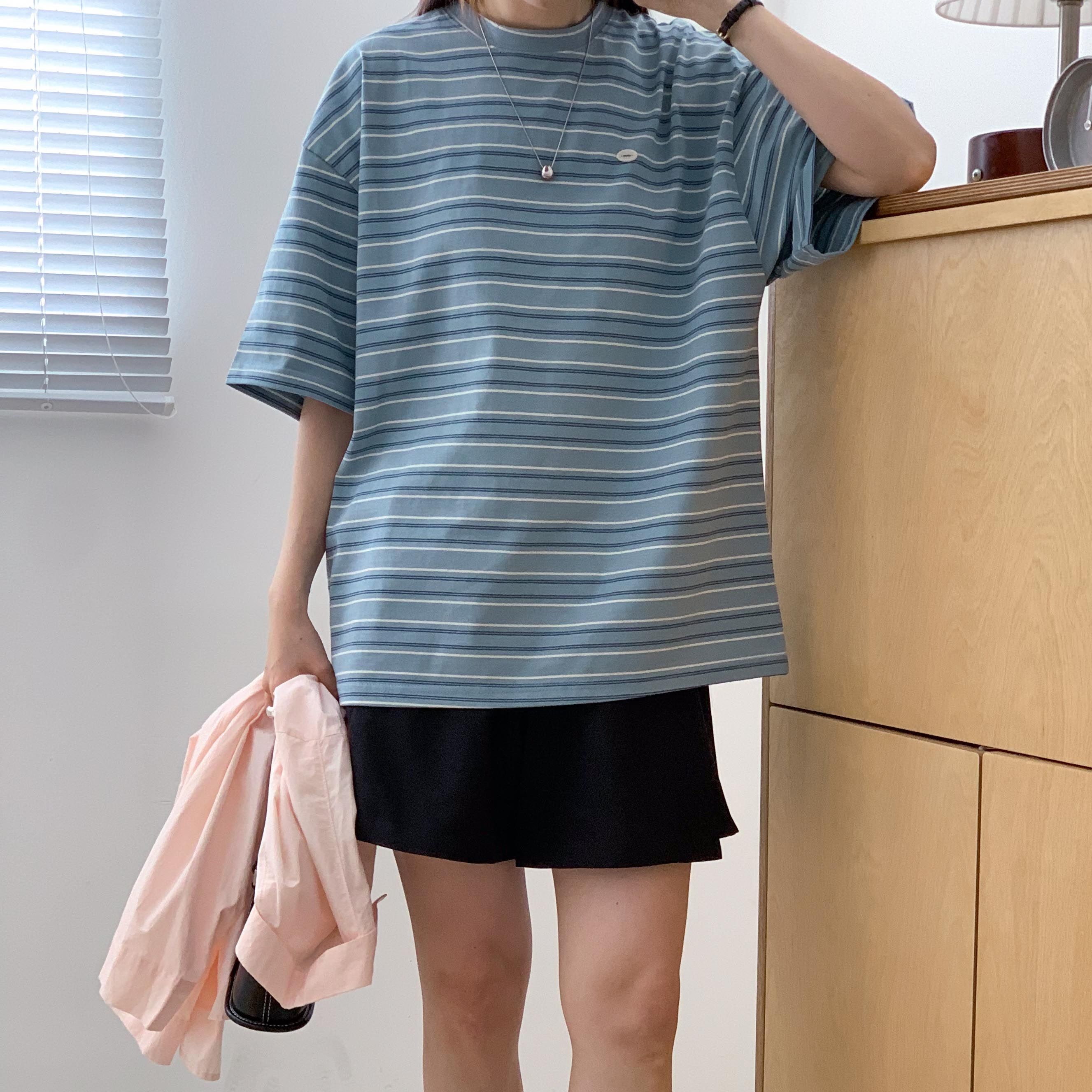 여성 스트라이프 펜던트 박스티 반팔 데일리룩 캐주얼 오버핏 루즈핏 반팔티 이미지 6