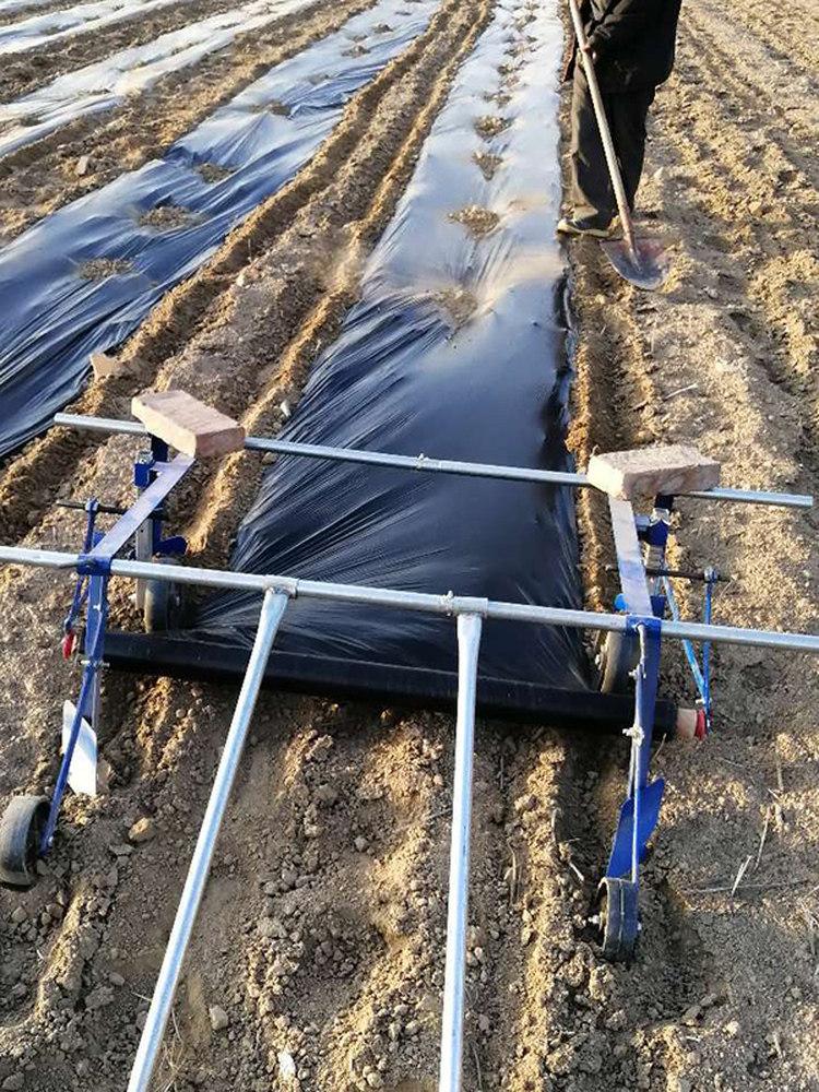 밭 멀칭기 비닐피복기 수동 필름기계 농장 손수레 고추 비닐 피복기 기계 덮기 밭코팅 필름 - 상품 이미지