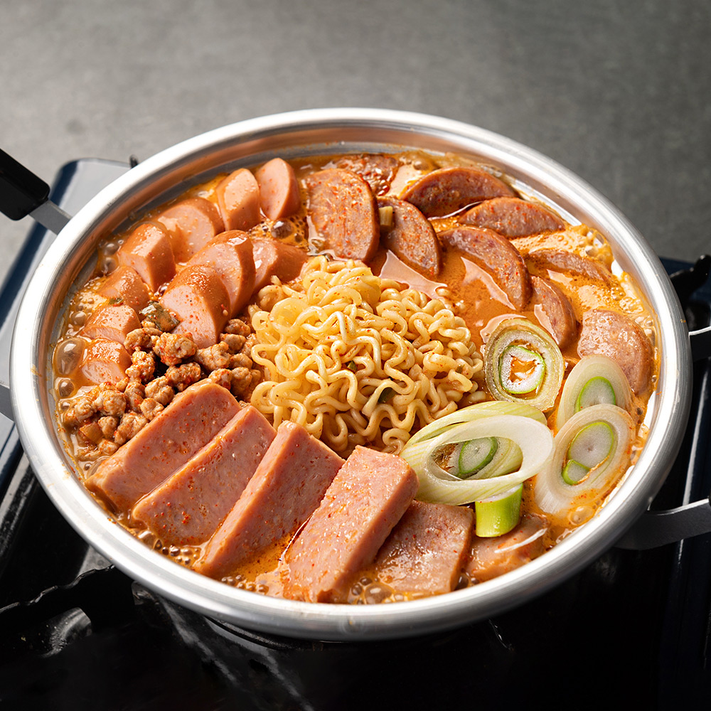 간편 부대찌개 밀키트 캠핑음식 전골 이미지 1