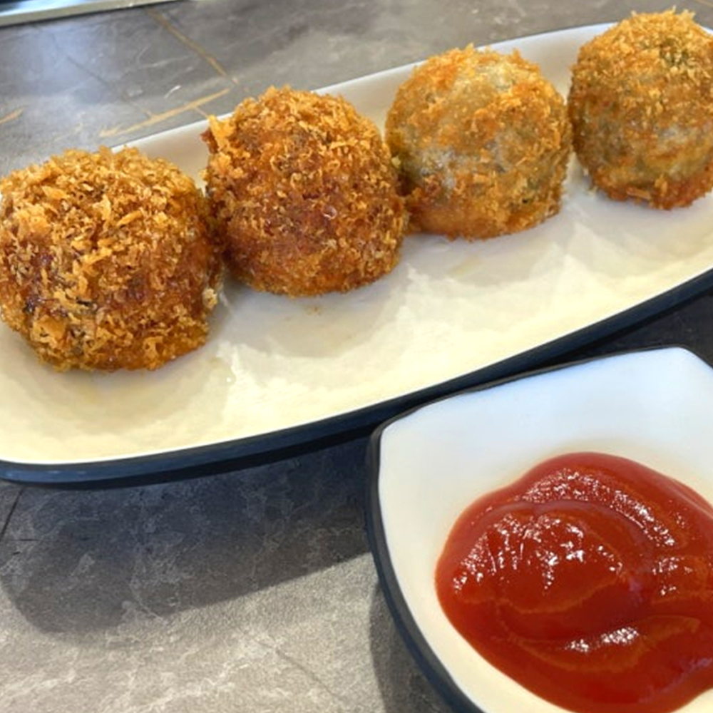인생 카츠 육즙폭발 불고기 볼카츠 10개입, 겉바속촉 돈카츠 아이 반찬 간식 치즈 고구마 - 상세 이미지 4