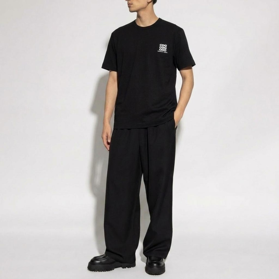 꼼데가르송 CDG 로고 오버핏 반팔 티셔츠 남성 블랙 SZ-T056 - 상세 이미지 4