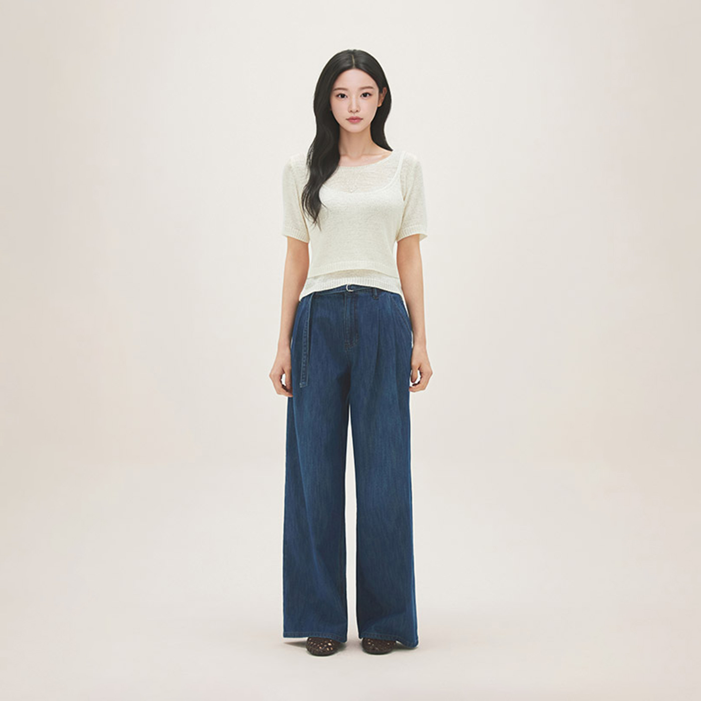 로엠 린넨 벨티드 턱 와이드 데님 RMTJG25G11 - 상품 이미지
