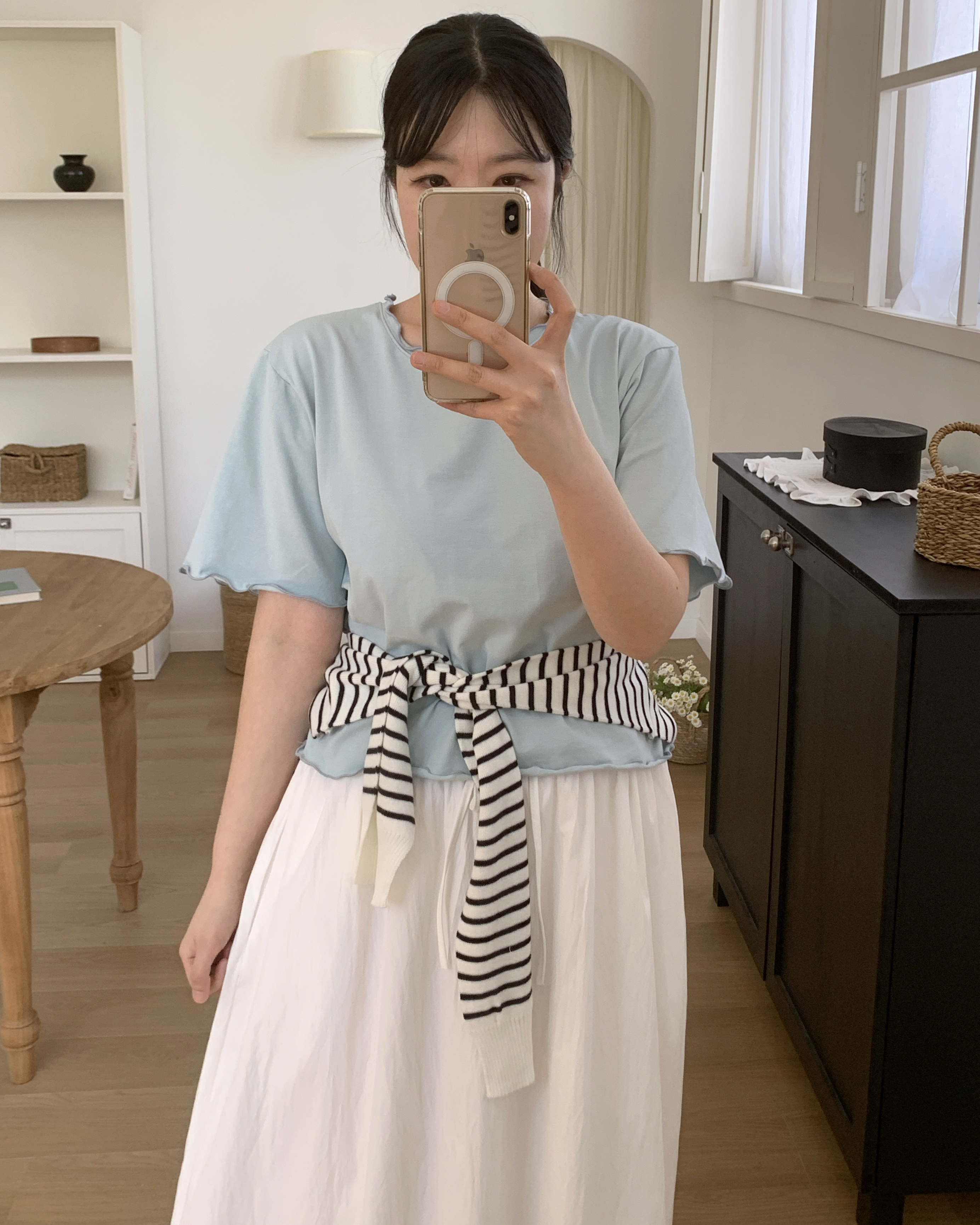 날라리 세미크롭티 여름반팔티 데일리룩 이미지 6