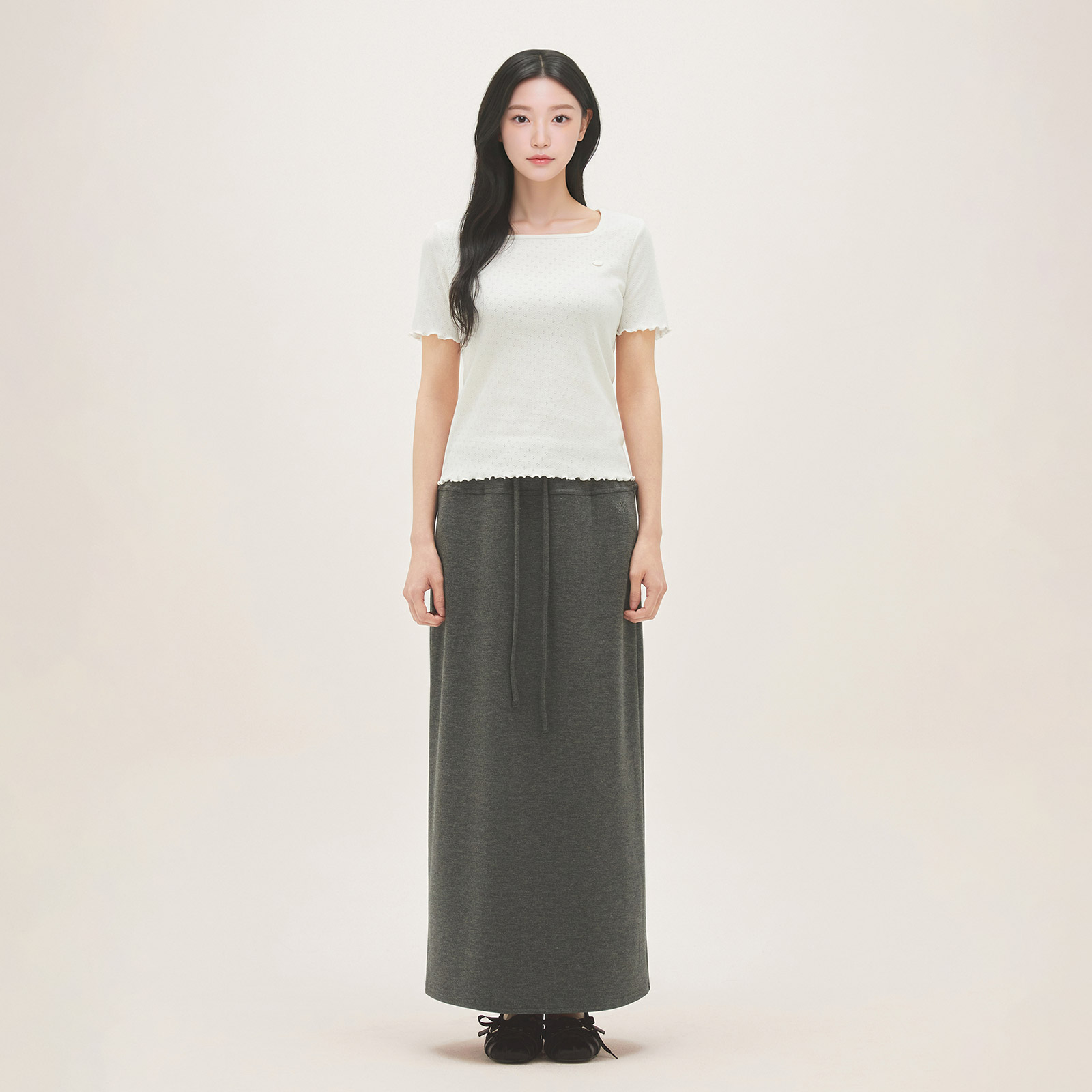 로엠 [RE] 반팔 펀칭소재 스퀘어넥 티셔츠 (RMLWG23R11) RMHWG25RT6 이미지 2