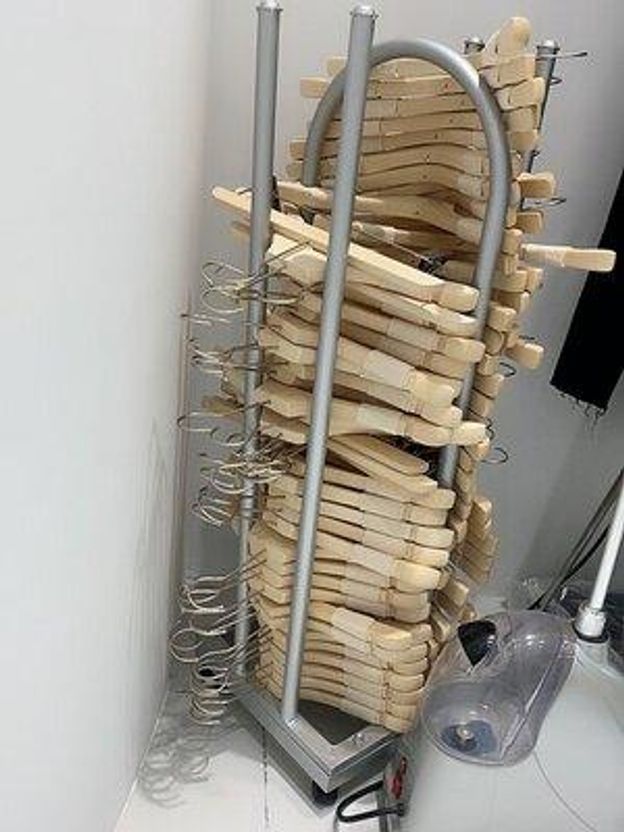 옷걸이 정리대 수직형 매장 보관함 랙 골드 철제 홀더 선반 트롤리 공식 - 상품 이미지