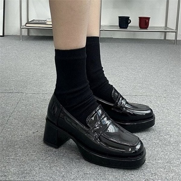 페니 여성 로퍼 가보시 여성 통굽 로퍼 에나멜 미들굽 슈즈 - 상품 이미지