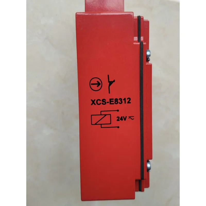 리미트 스위치 XCS-E8312 신