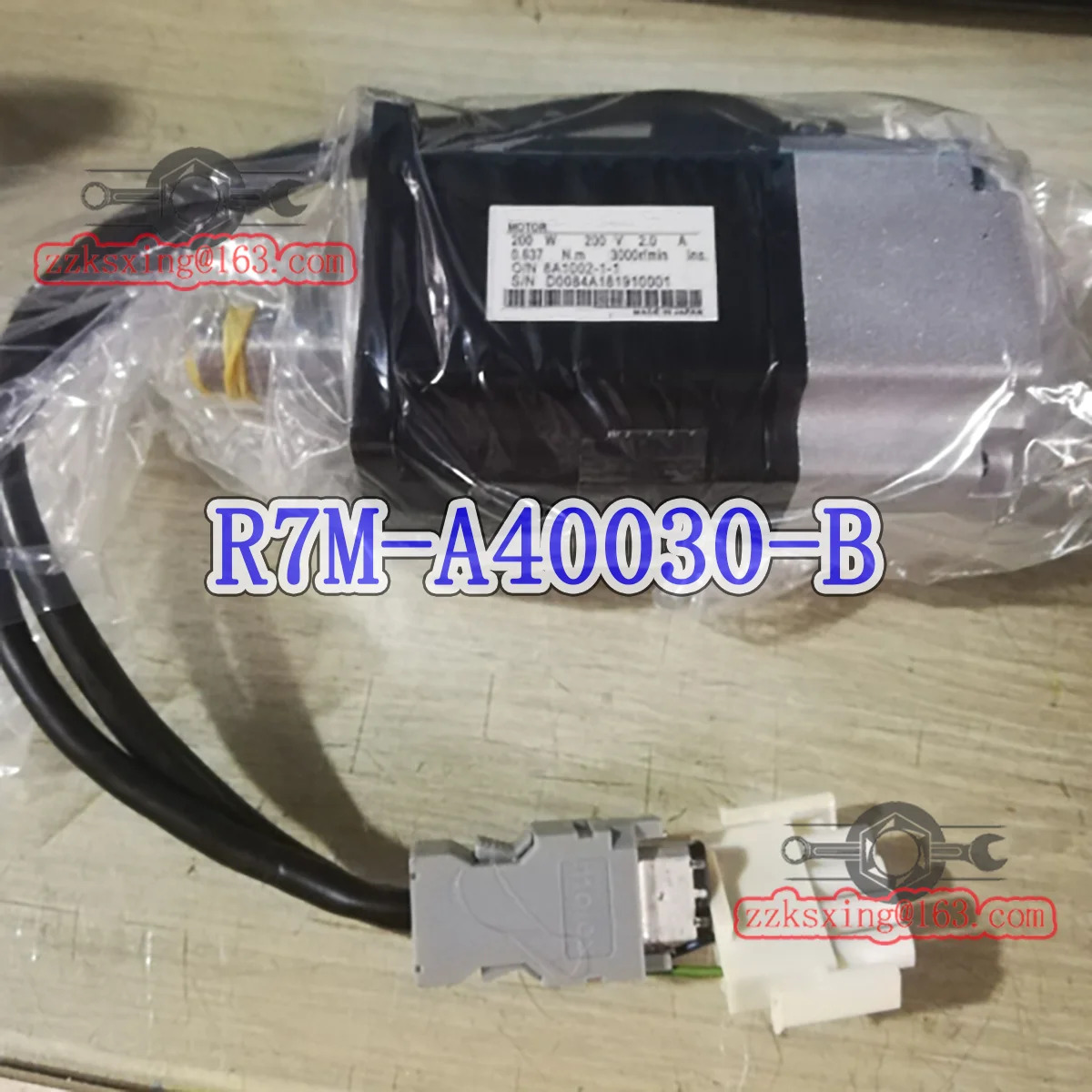 R7M-A40030-B AC 서보모터 오리지널 -
