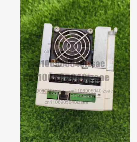 주파수 변환기 FC100-2.2G-T4-B3 2.2KW 380V 리퍼 완료
