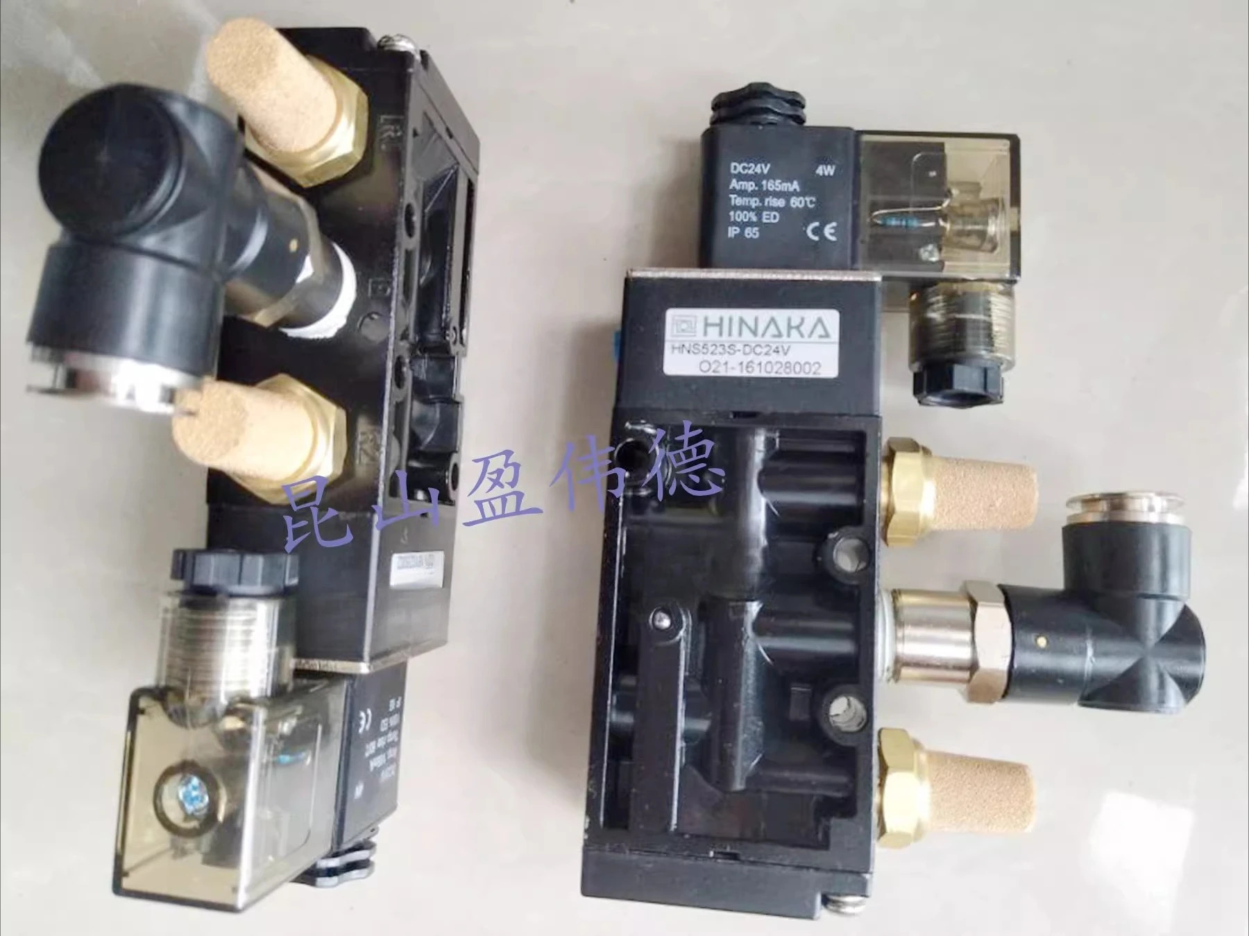 HNS523S-DC24V/HNS523S-3B-TW HNS424S-3B-DC24V 커팅 실린더 솔레노이드 밸브