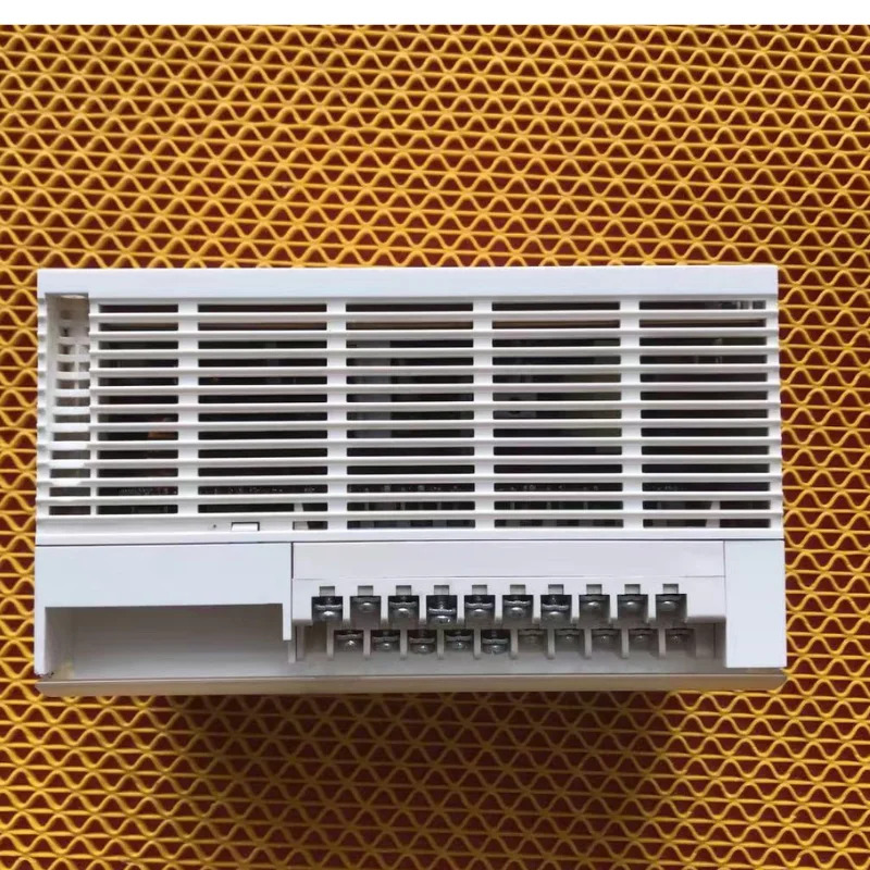 리퍼 PLC TM218LDA16DRN OK