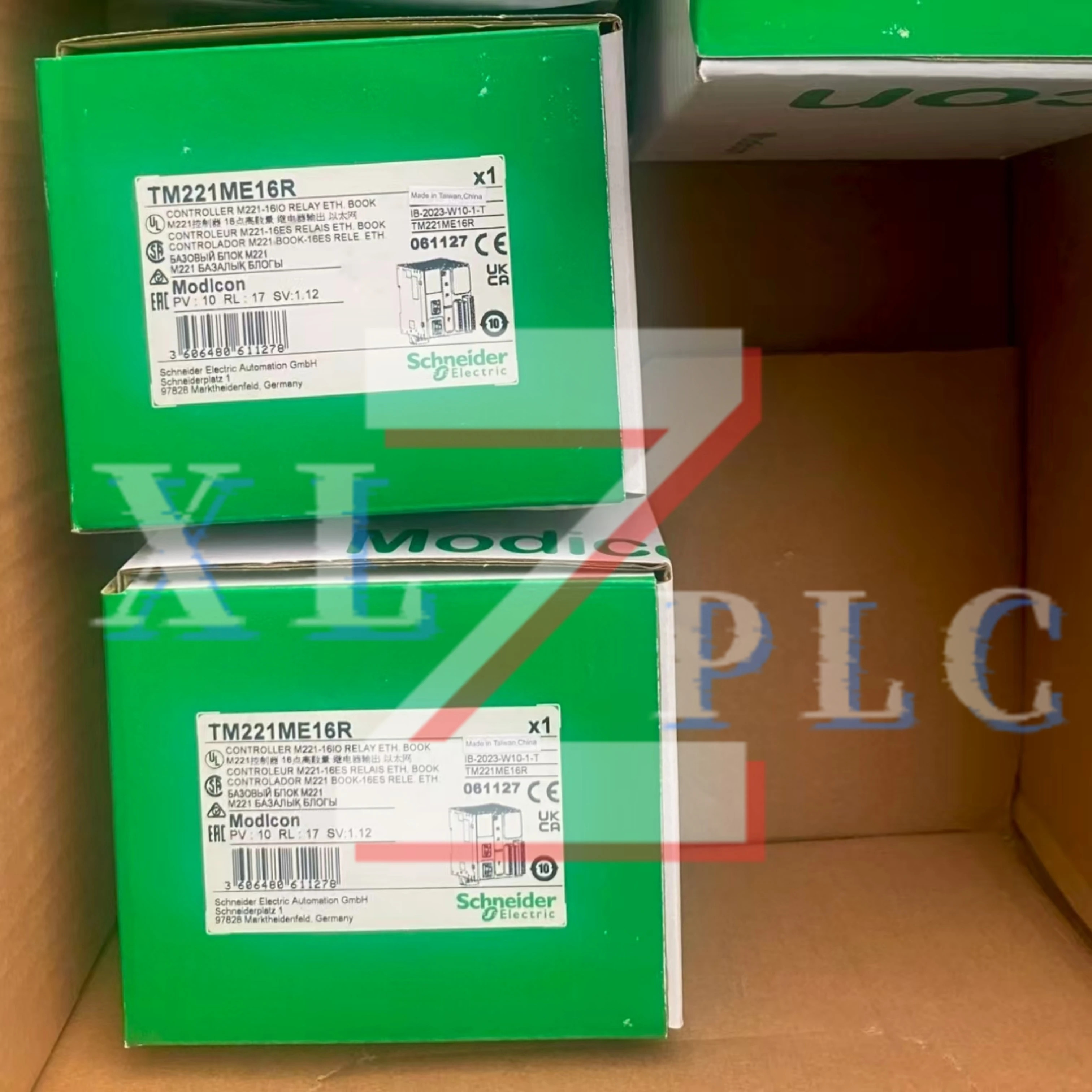 신규 입고 PLC 컨트롤러 TM221CE40U  TM221M16R TM221ME16R TM221ME16T TM241C24R TM241C24T