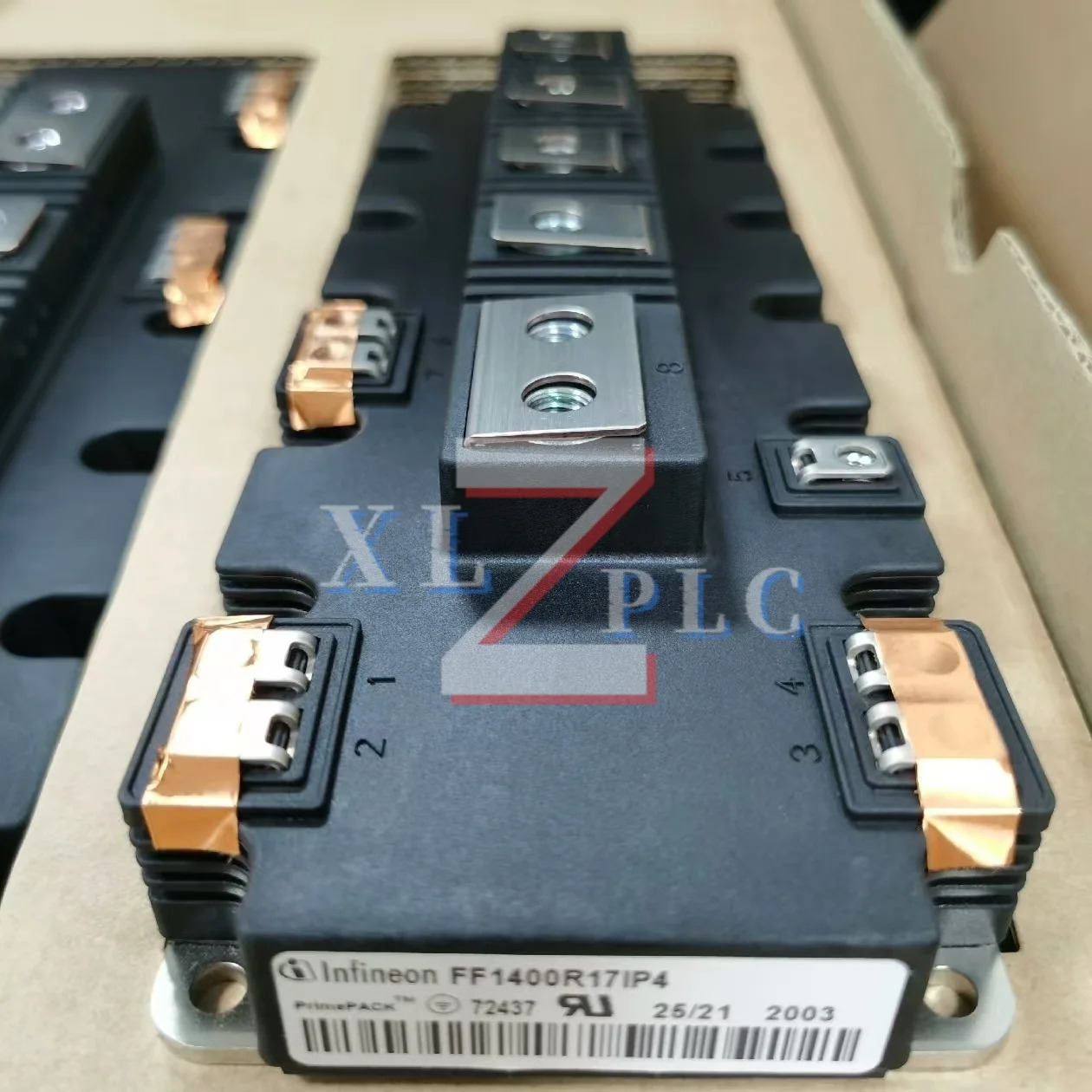 원본 FF1400R12IP4 BSM100GD120DN2 BSM15GD120DN2 BSM15GP120 전원 모듈 공급