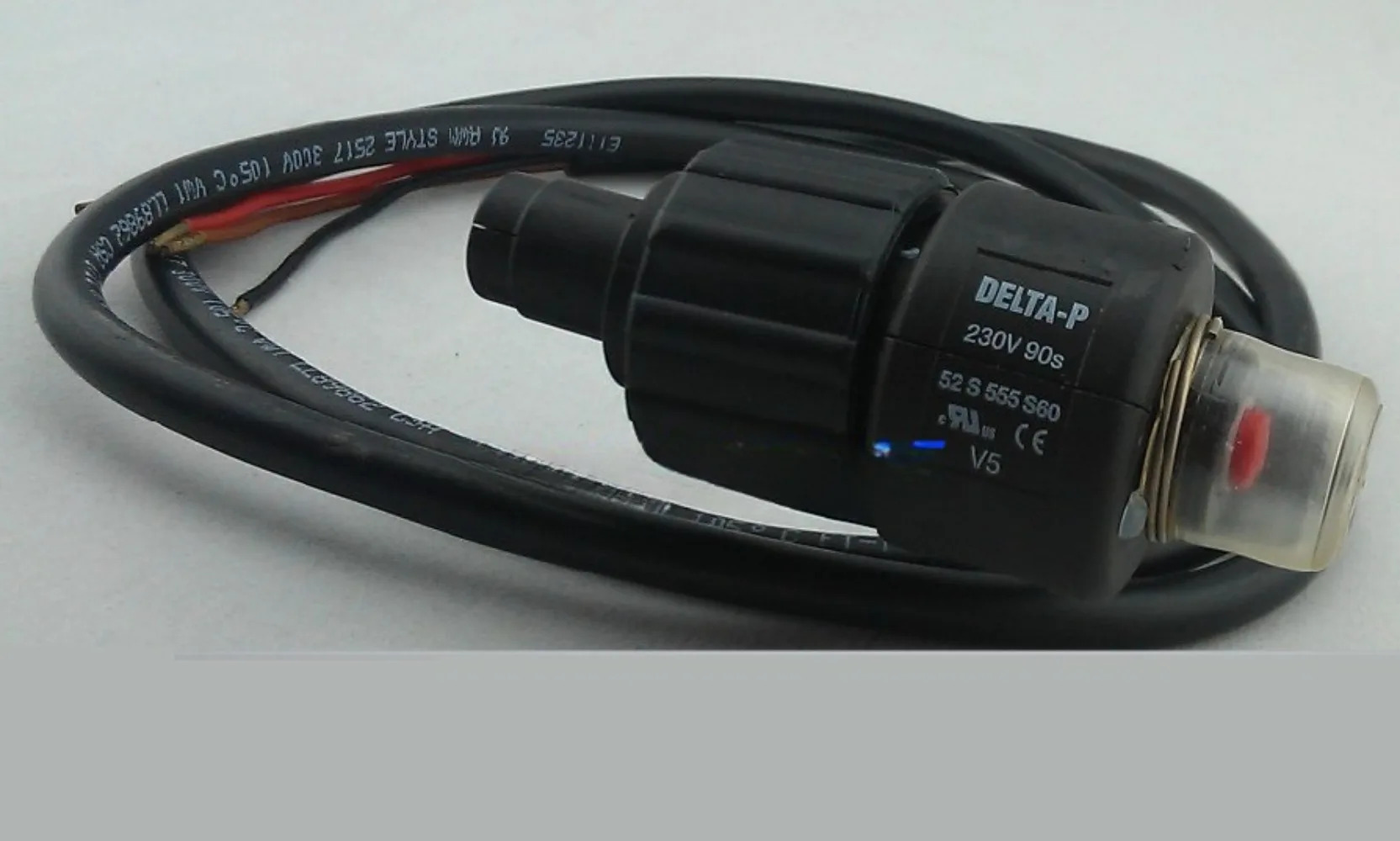 오리지널 BITZER 컴프레서 전차동 오일 압력 스위치 DELTA-P 커넥터 34731711