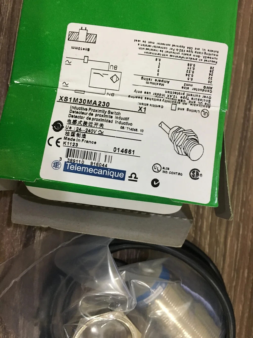 슈나이더 s 스위치 XS1M30MA230 24-240V