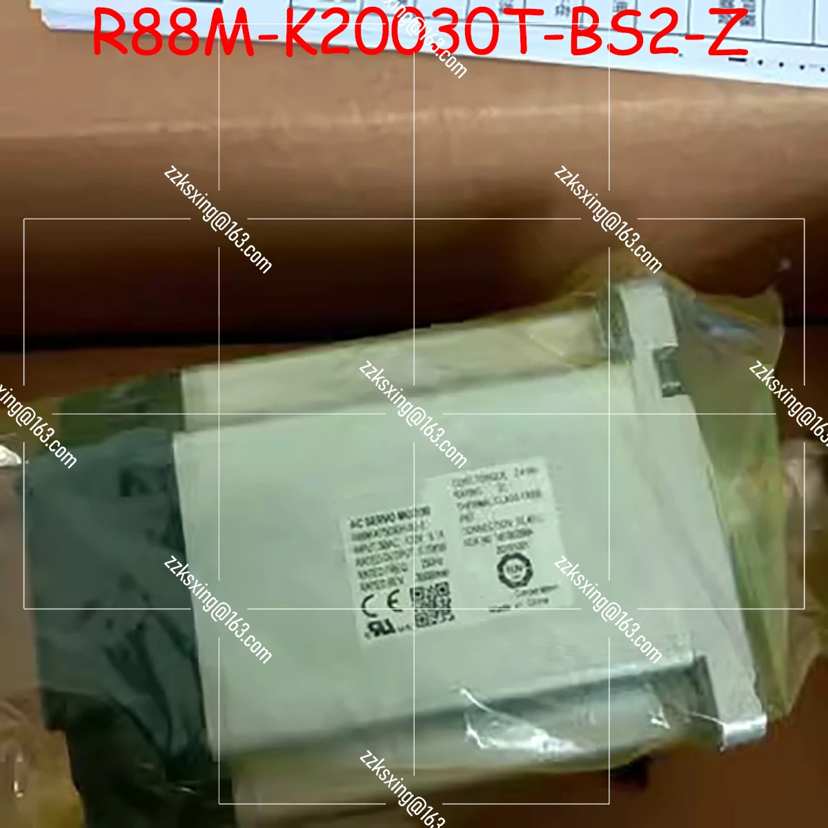 오리지널 AC 서보모터 신 R88M-K20030T-BS2