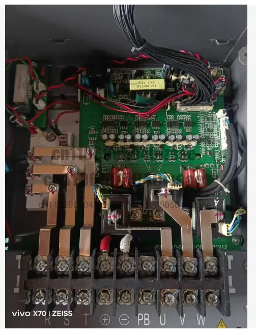주파수 변환기 FST-610-022G/030PT4 22KW 380V 리퍼 완료