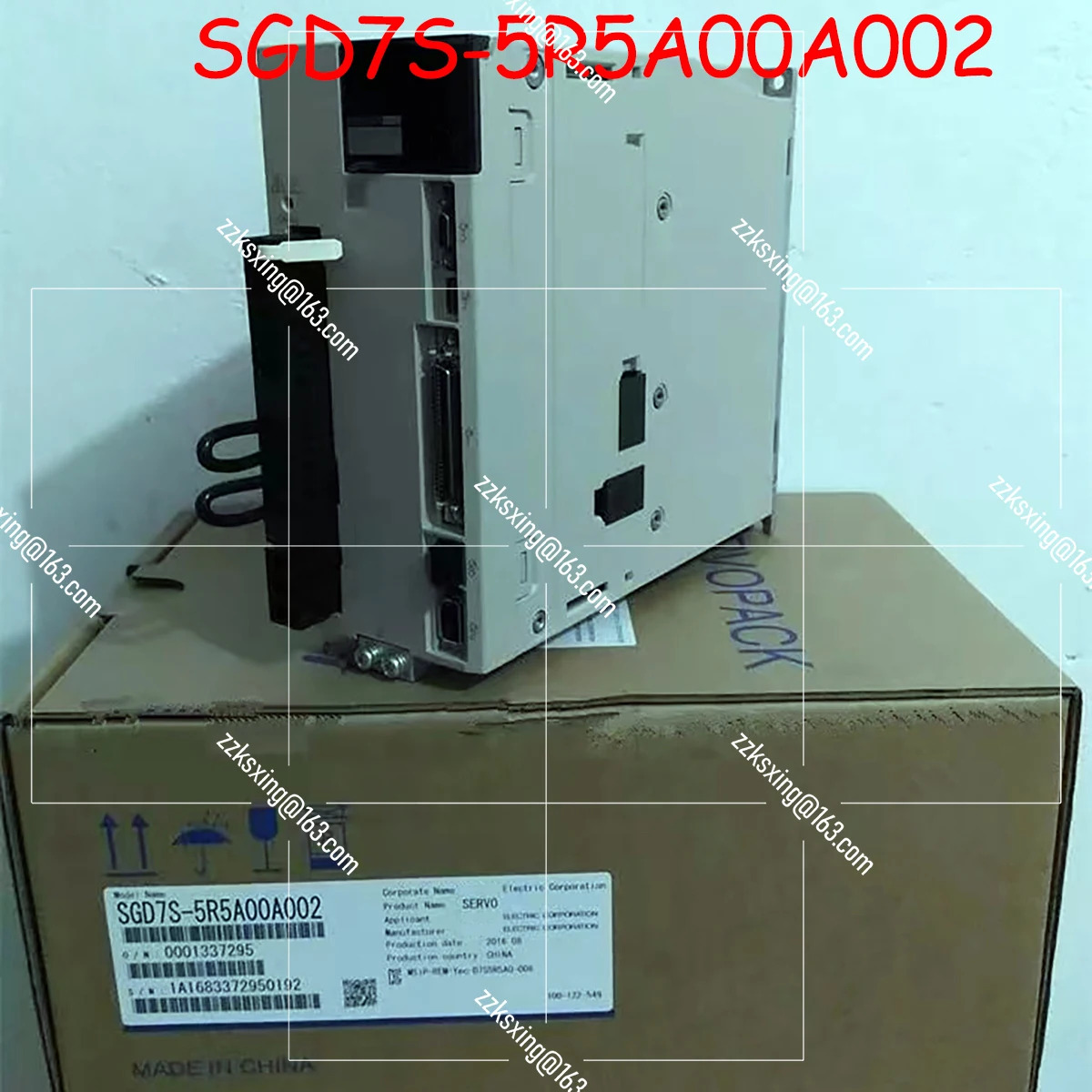 SGD7S-5R5A00A002 오리지널 서보 드라이버 신