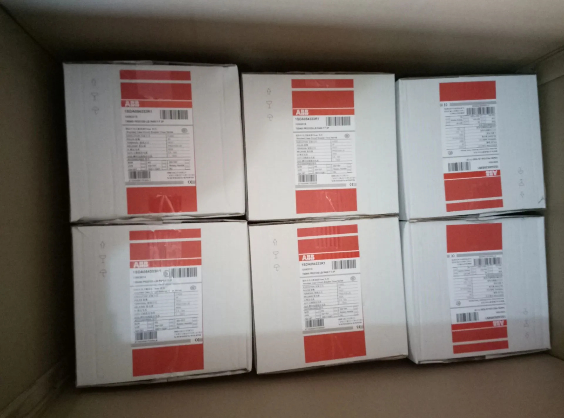 ABB 오리지널 Tmax 몰드 케이스 회로차단기 T5S400 PR222DS/P-LSI R400 FF 신