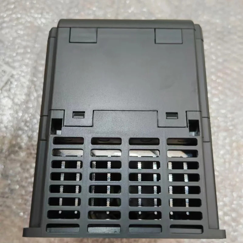 리퍼 GRE-TK100-1D5G-4 주파수 변환기 1.5KW OK