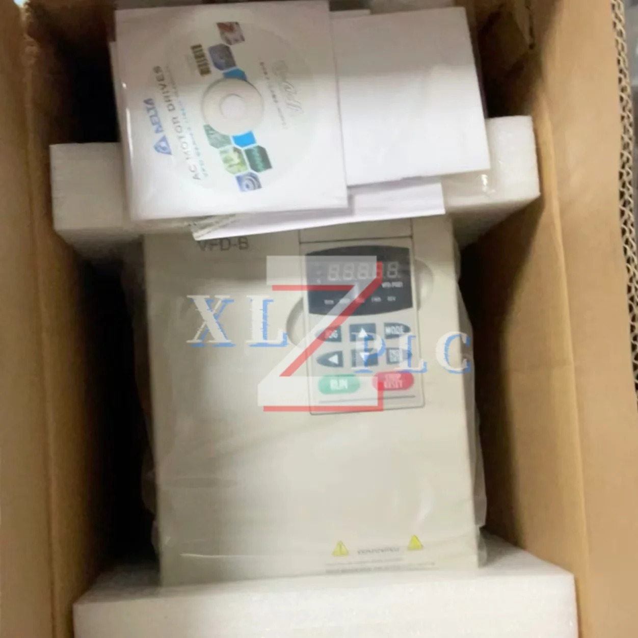 주파수 변환기 새 VFD040CP43A-21 VFD055B23A VFD055B43A VFD055E23A