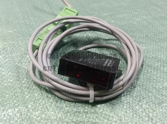 CH-8501 저속 반사 광전스위치 FHDM 16P5001/0500 PNP 완전 기능 리퍼 완료