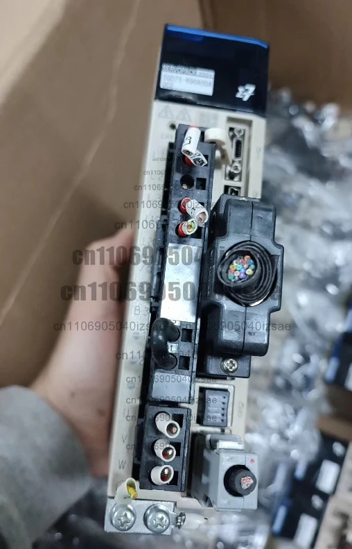 100W 서보 드라이버 SGD7S-R90A00A002 완전 작동 리퍼 완료