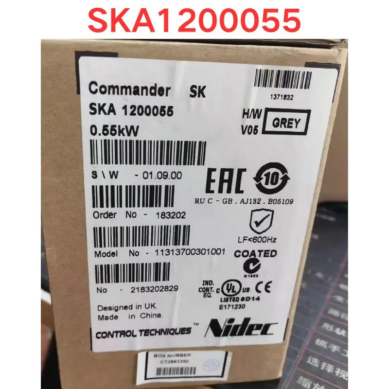 오리지널 SKA 1200055 주파수 변환기 0.55KW